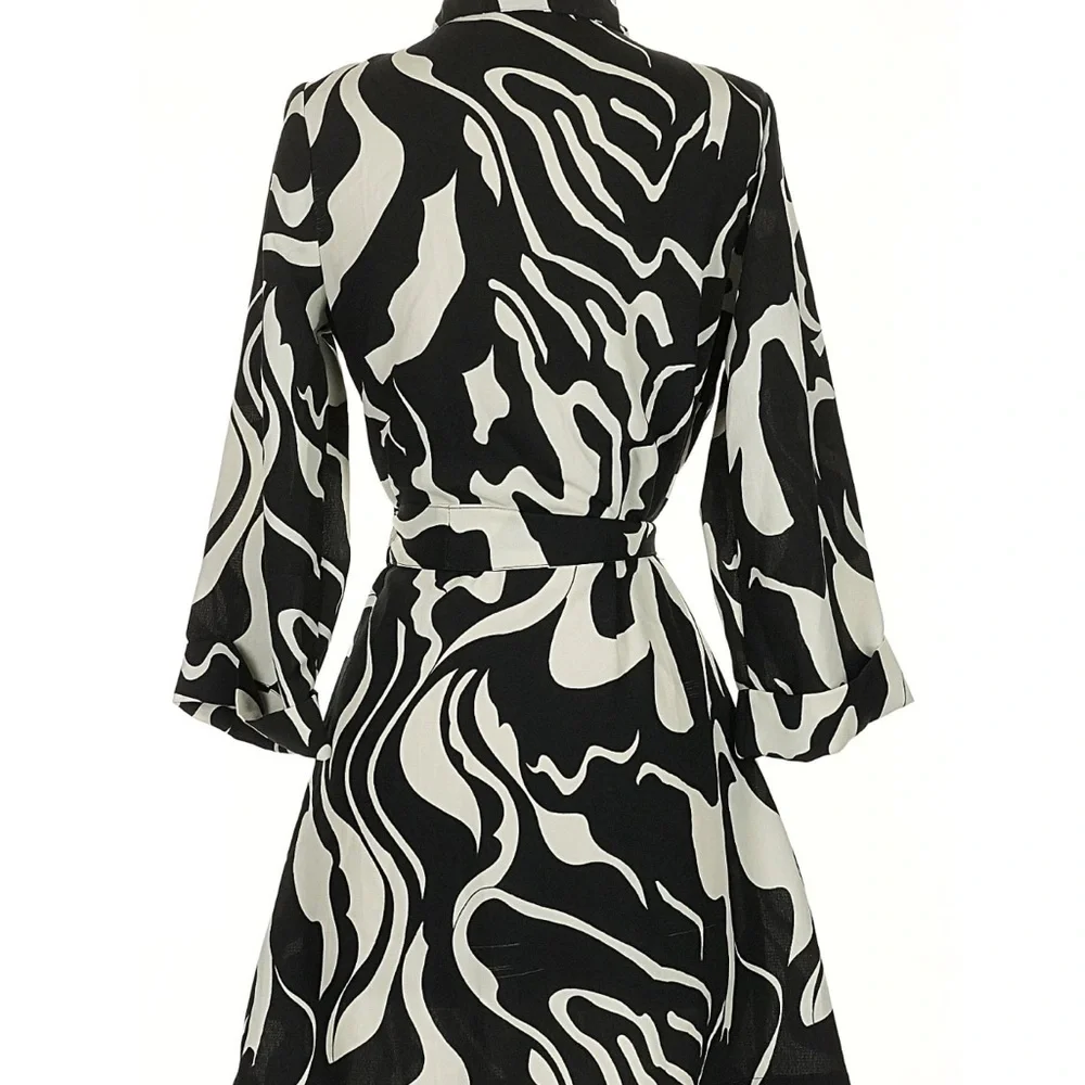 Sincerely Jules Monochrome Patterned Tie Dress - Picture 2 of 5